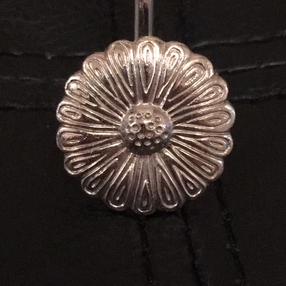 Sunflower Shower Curtain Hooks. Brushed Nickel - Picture 5 of 7